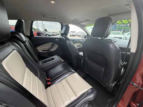 Used 2019 Ford Escape SEL w/ SEL Sport Appearance Package AWD/4WD image 12