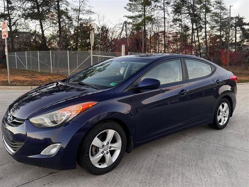 Used 2013 Hyundai Elantra GLS w/ Preferred Pkg FWD image 1