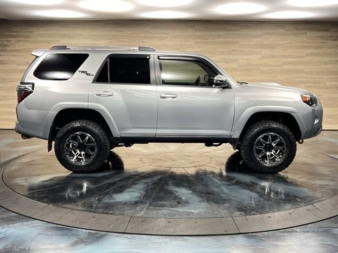 Used 2018 Toyota 4Runner TRD Off-Road Premium image 18
