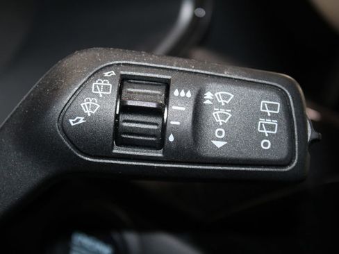 Used 2024 Ford Escape ST-Line image 24