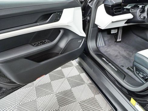 New 2026 Porsche Taycan RWD image 8
