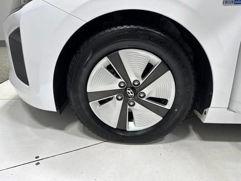 Used 2018 Hyundai Ioniq Blue FWD image 7