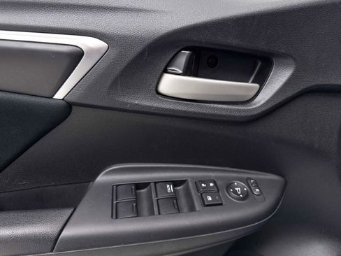 Used 2017 Honda Fit LX image 22