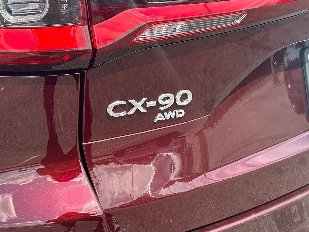 Used 2024 MAZDA CX-90 Plug-In Hybrid w/ Premium Plus AWD/4WD image 14