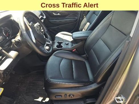 Used 2024 GMC Terrain SLT w/ Tech Package AWD/4WD image 10