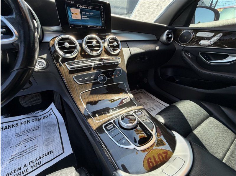 Used 2019 Mercedes-Benz C 300 Sedan image 31