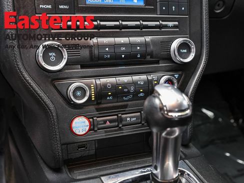 Used 2017 Ford Mustang Coupe RWD image 19