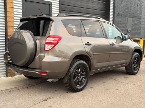 Used 2011 Toyota RAV4 AWD w/ Base L4 Extra Value Pkg image 9