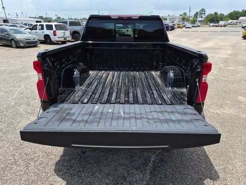 Used 2023 Chevrolet Silverado 1500 LTZ w/ Technology Package AWD/4WD image 30