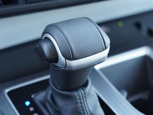 Certified 2026 Toyota Sienna XLE FWD image 29