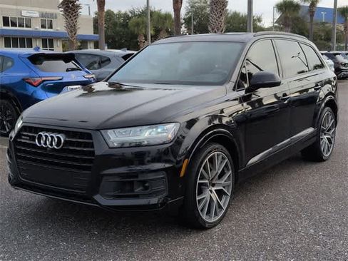 Used 2019 Audi Q7 3.0T Prestige w/ Prestige Package image 4