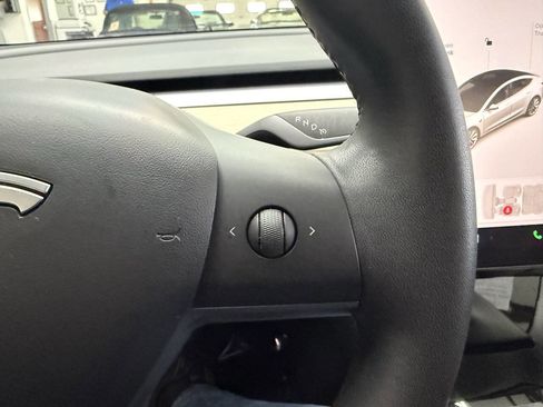 Used 2020 Tesla Model 3 Long Range image 24