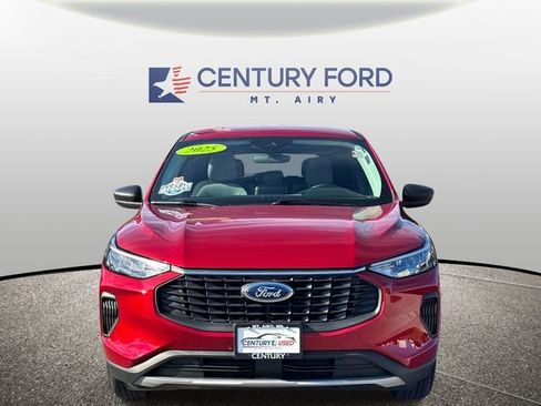 Used 2025 Ford Escape Active w/ Cold Weather Package image 6