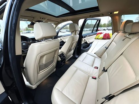 Used 2017 BMW X3 sDrive28i image 15