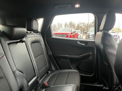 Used 2025 Ford Escape ST-Line Select image 37