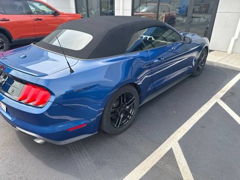Used 2023 Ford Mustang Premium RWD image 3