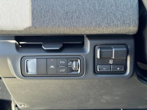 Used 2026 GMC Sierra EV Elevation image 28