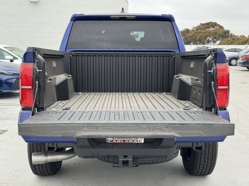 New 2025 Toyota Tacoma TRD Off-Road image 9