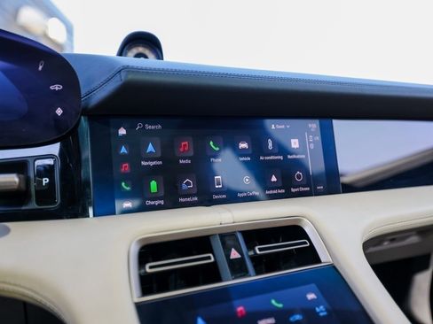 Certified 2020 Porsche Taycan Turbo S image 18