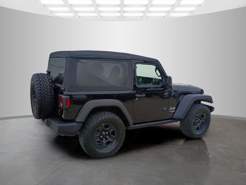 Used 2018 Jeep Wrangler Sport AWD/4WD image 10