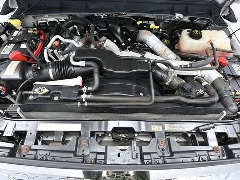 Used 2015 Ford F350 Lariat w/ Camper Package AWD/4WD image 48