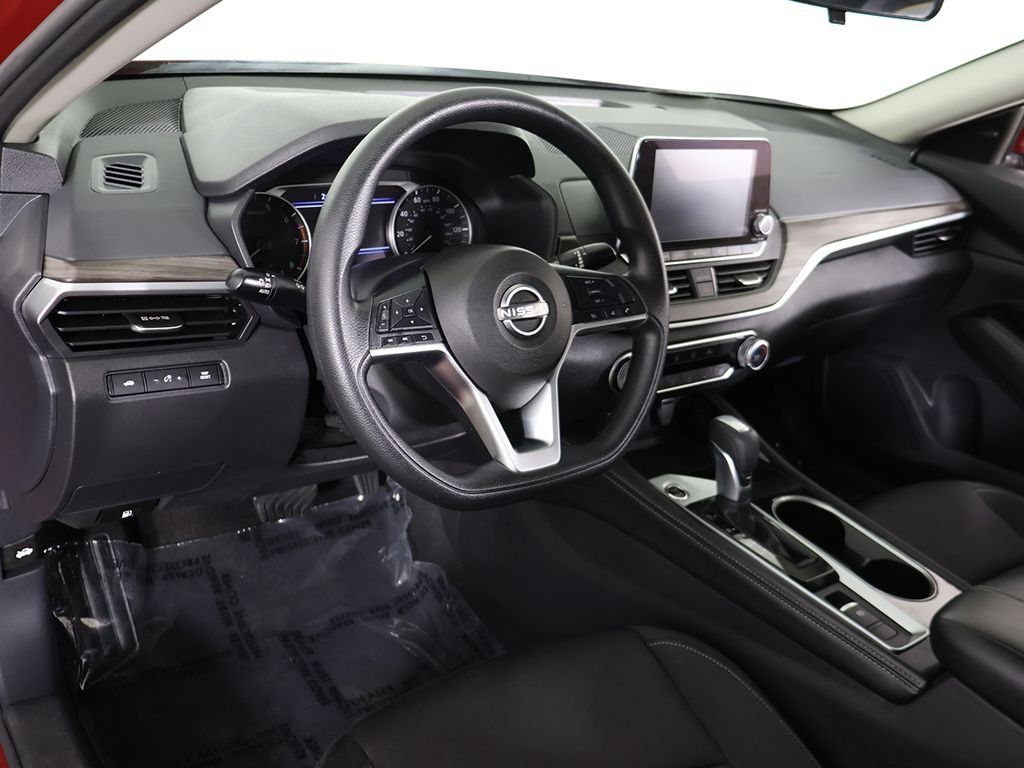 Used 2023 Nissan Altima 2.5 SV AWD/4WD image 23