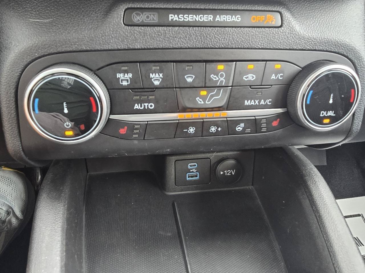 Used 2023 Ford Escape Active AWD/4WD image 23