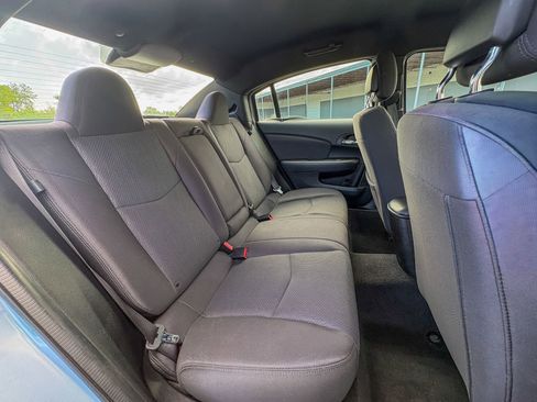 Used 2013 Chrysler 200 Touring FWD image 19
