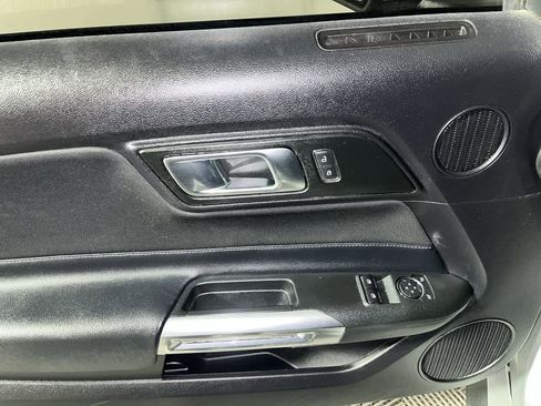 Used 2019 Ford Mustang GT w/ Equipment Group 301A image 13