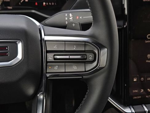 New 2026 GMC Acadia Elevation w/ Black Edition FWD image 18