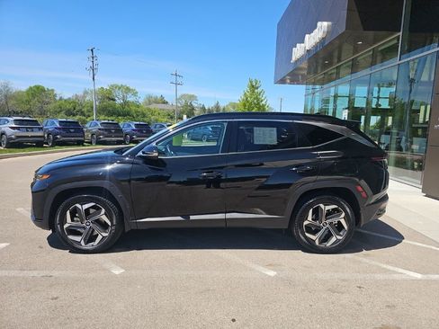 Certified 2023 Hyundai Tucson Limited AWD/4WD image 2