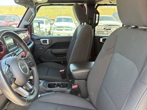 Used 2022 Jeep Gladiator Sport AWD/4WD image 5