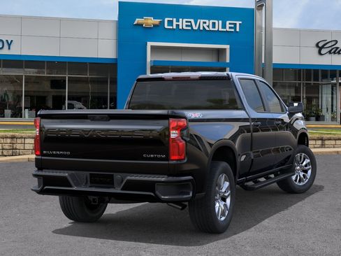 Used 2026 Chevrolet Silverado 1500 Custom image 5
