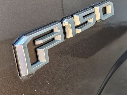 Used 2016 Ford F150 XLT w/ Equipment Group 301A Mid RWD image 12
