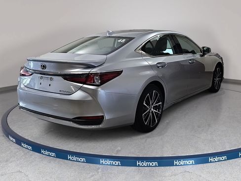 Certified 2025 Lexus ES 300h w/ Premium Package FWD image 5