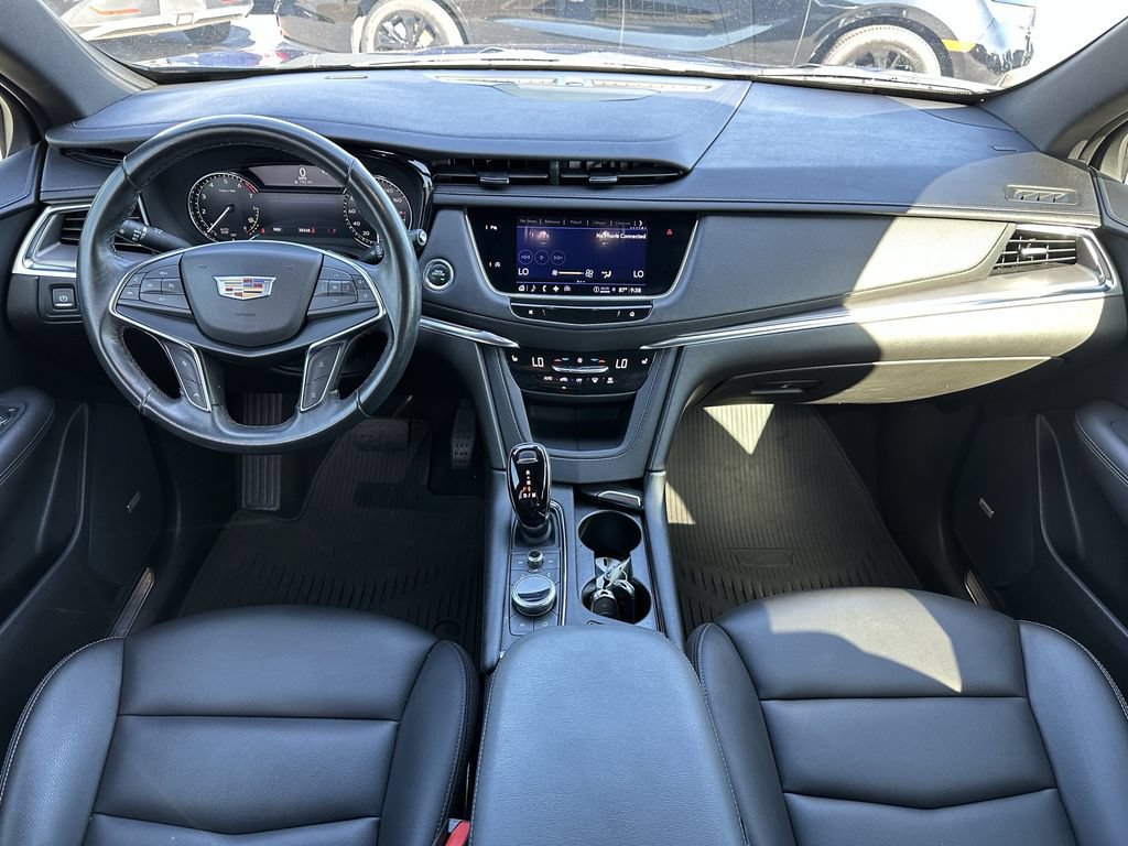 Used 2023 Cadillac XT5 Luxury FWD image 14