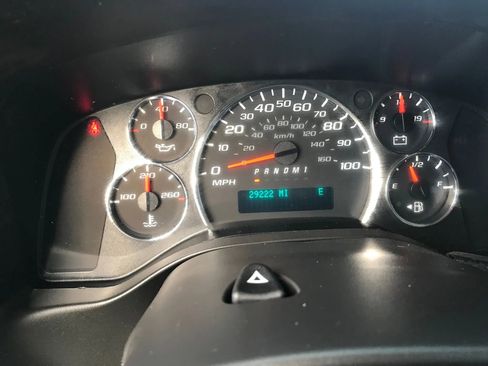 Used 2016 Chevrolet Express 3500 LT w/ LT Preferred Equipment Group image 16