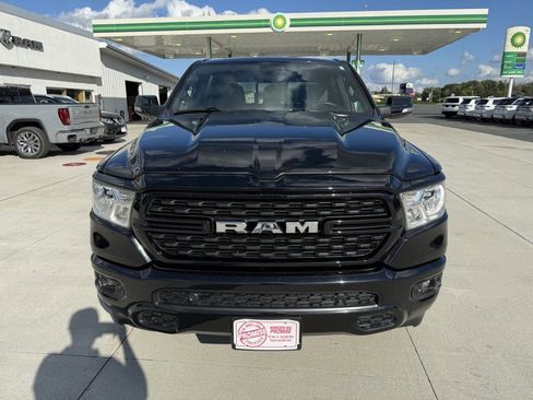 Used 2022 RAM 1500 Big Horn AWD/4WD image 3