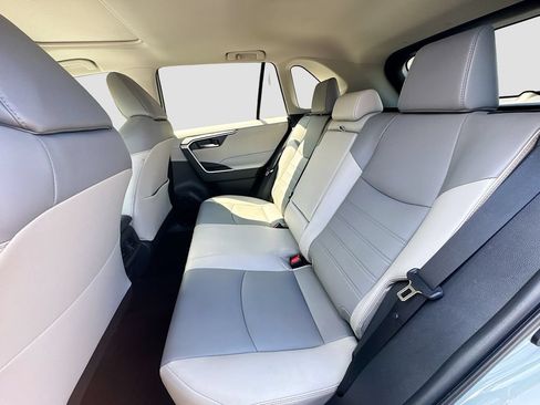 Used 2022 Toyota RAV4 XLE Premium FWD image 23