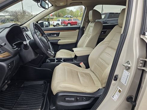 Used 2019 Honda CR-V Touring image 13