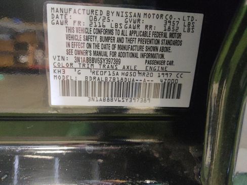 Used 2025 Nissan Sentra S FWD image 33