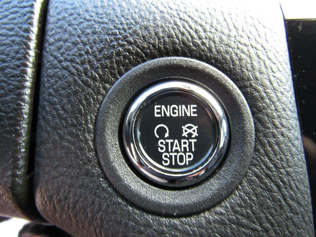 Used 2016 Ford Taurus SHO w/ Equipment Group 401A AWD/4WD image 30