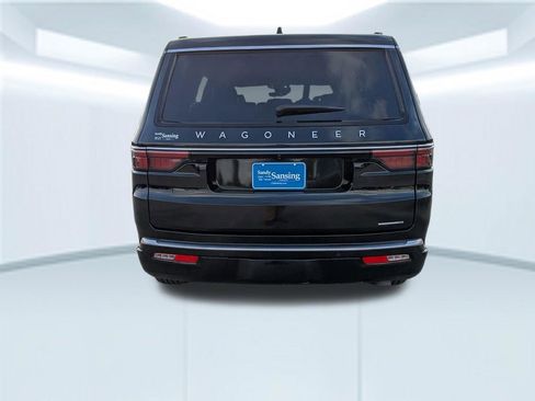Used 2024 Jeep Wagoneer Series III AWD/4WD image 5