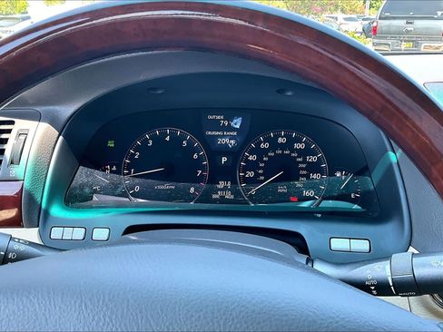 Used 2009 Lexus LS 460 RWD image 25
