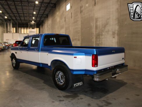 Used 1997 Ford F350 2WD Crew Cab image 3