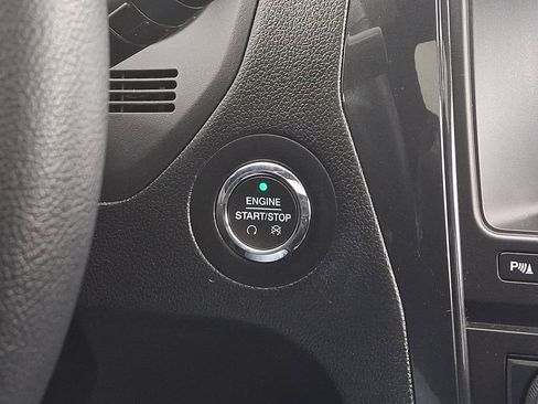 Certified 2018 Ford Explorer XLT w/ Equipment Group 202A image 25