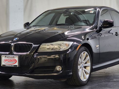 Used 2011 BMW 328i xDrive Sedan AWD/4WD image 11