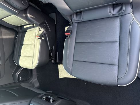 New 2026 Buick Enclave Sport Touring w/ Power Package image 25