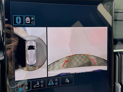 New 2026 GMC Acadia Elevation image 12