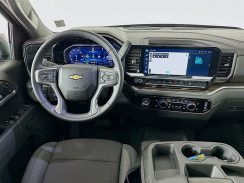 Used 2024 Chevrolet Silverado 1500 LT AWD/4WD image 23